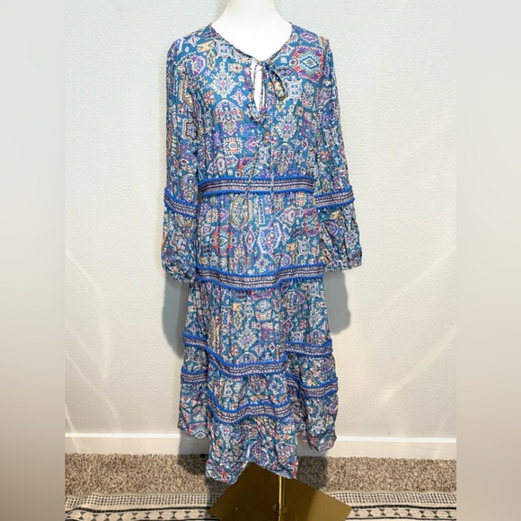 luna llena Dresses & Skirts - Luna Llena XL Paisley Long Sleeve Dress